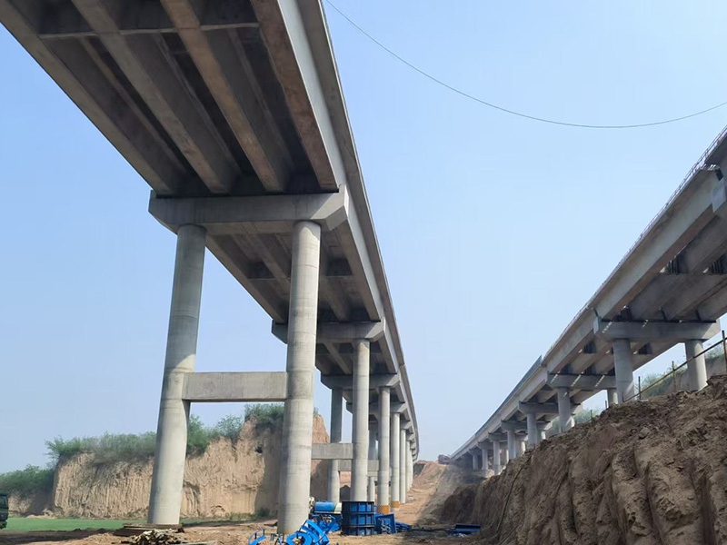 沁陽至伊川高速公路涉鐵立交工程--橋梁施工